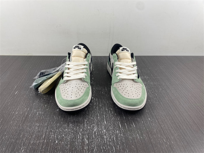 Travis Scott x Air Jordan 1 Low DM7866-813