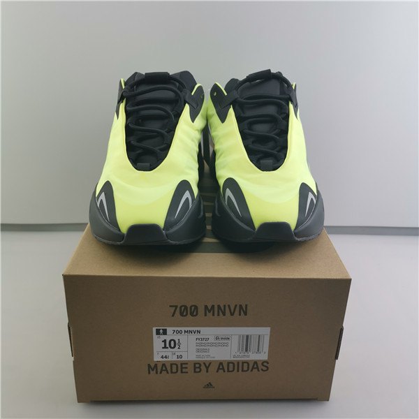 Yeezy Boost 700 MNVN ”Green/Black FY3727