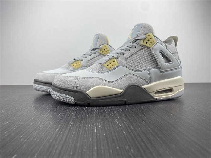 Jordan 4 Retro SE Craft Photon Dust DV3742-021