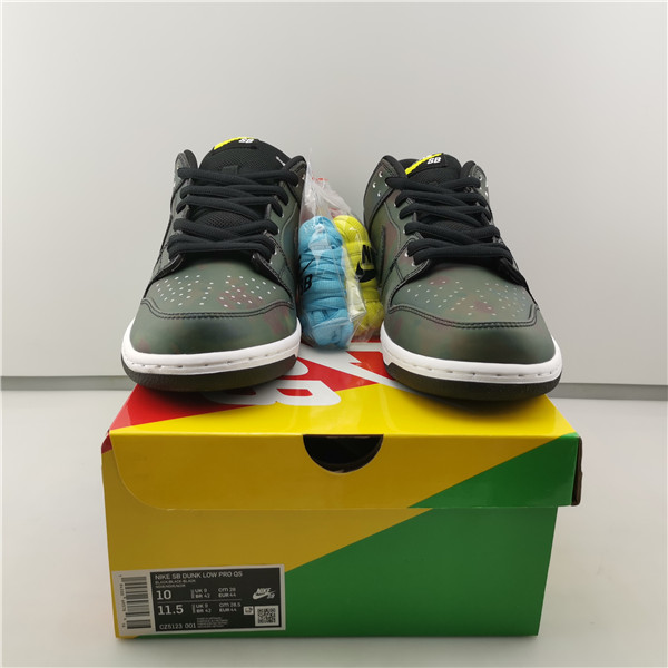 NIKE SB DUNK LOW X CIVILIST CZ5123-001