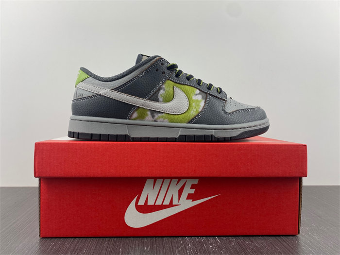 Nike SB Dunk Low HUF Wait FD8775-002