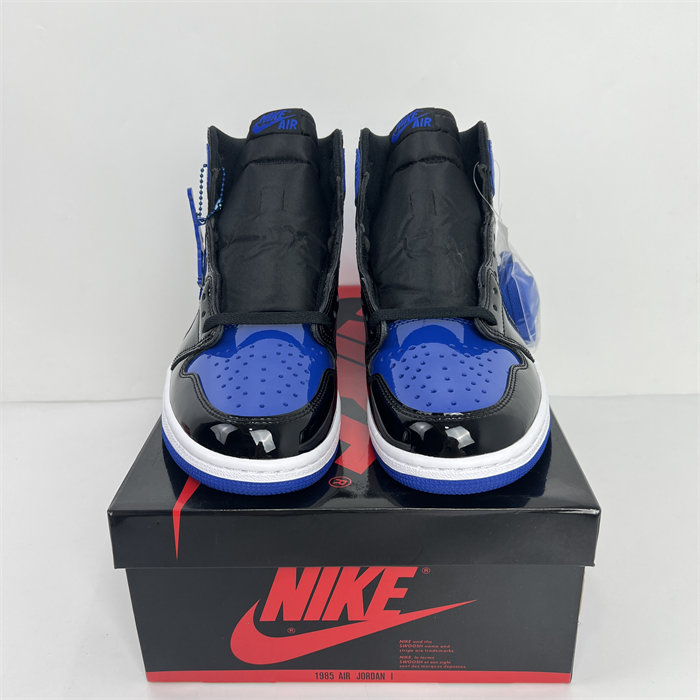 Jordan 1 Retro High Blue 555088-404