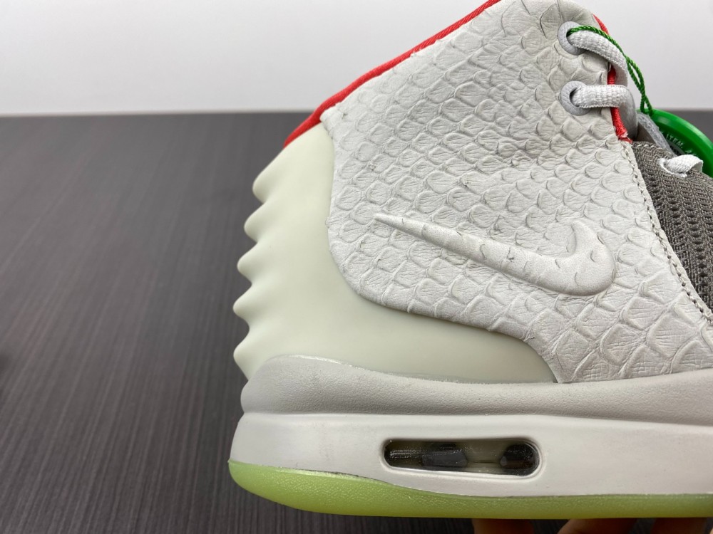 Nike Air Yeezy 2 Pure Platinum 508214-010