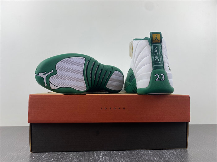 Air Jordan 12  136001-063