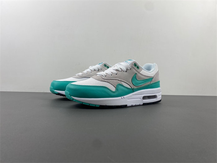 Nike Air Max 1 “Clear Jade”   DZ4549-001