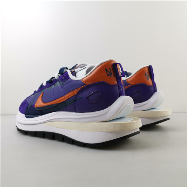 Nike Vaporwaffle sacai Dark Iris DD1875-500