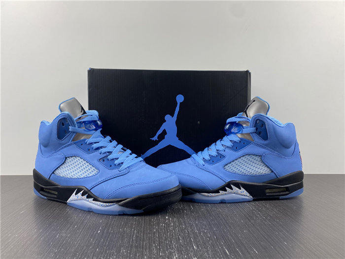 Air Jordan 5 “UNC” DV1310-401