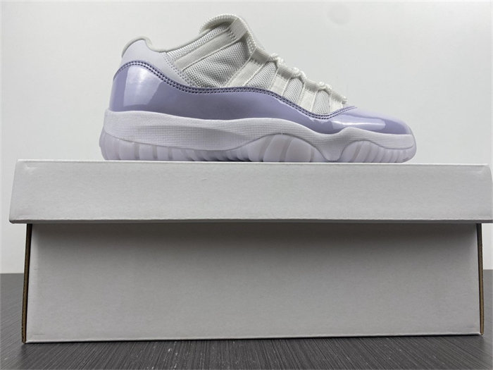 Jordan 11 Retro Low Pure Violet AH 7860-101