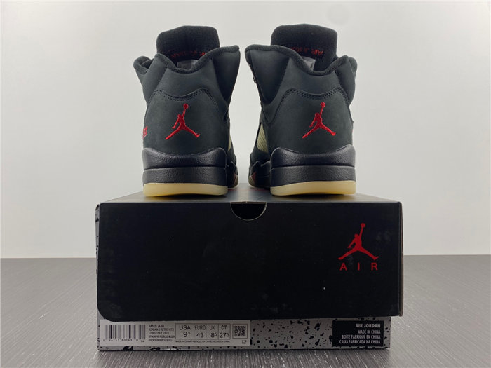 Jordan 5 Retro Gore-Tex Off-Noir  DR0092-001