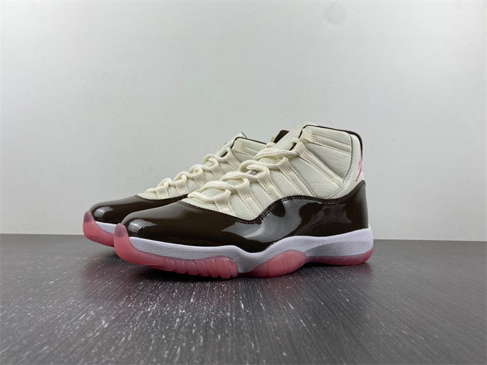 Air Jordan 11  CT8012-126