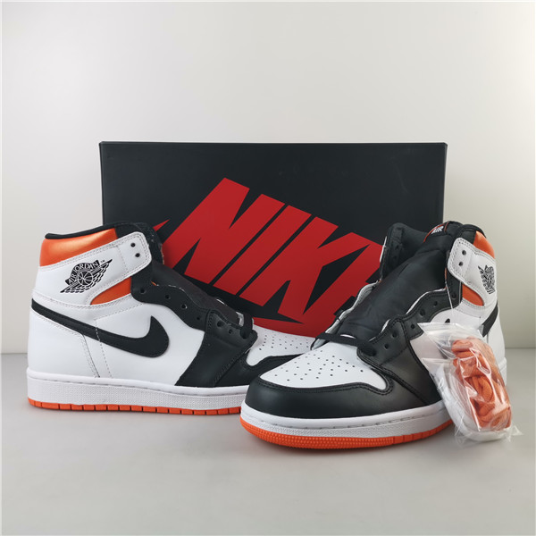 AIR JORDAN 1 ELECTRO ORANGE 555088-180