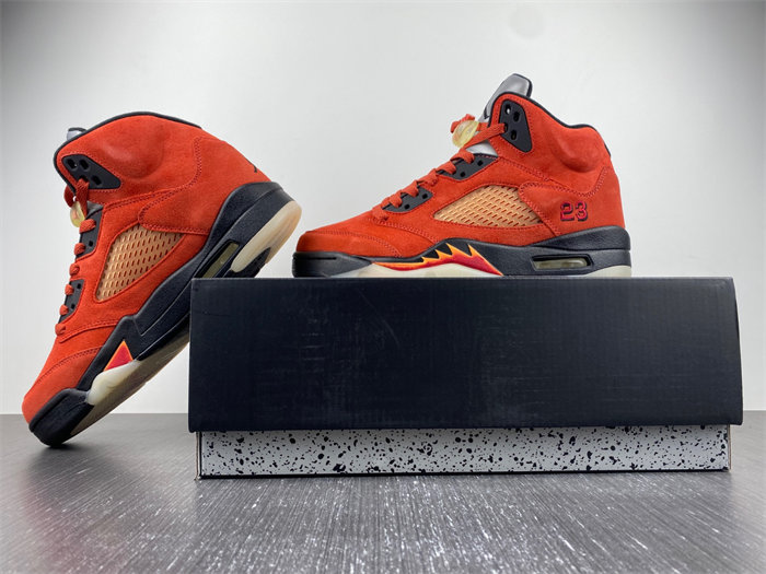 Jordan 5 Retro Dunk on Mars DD9336-800