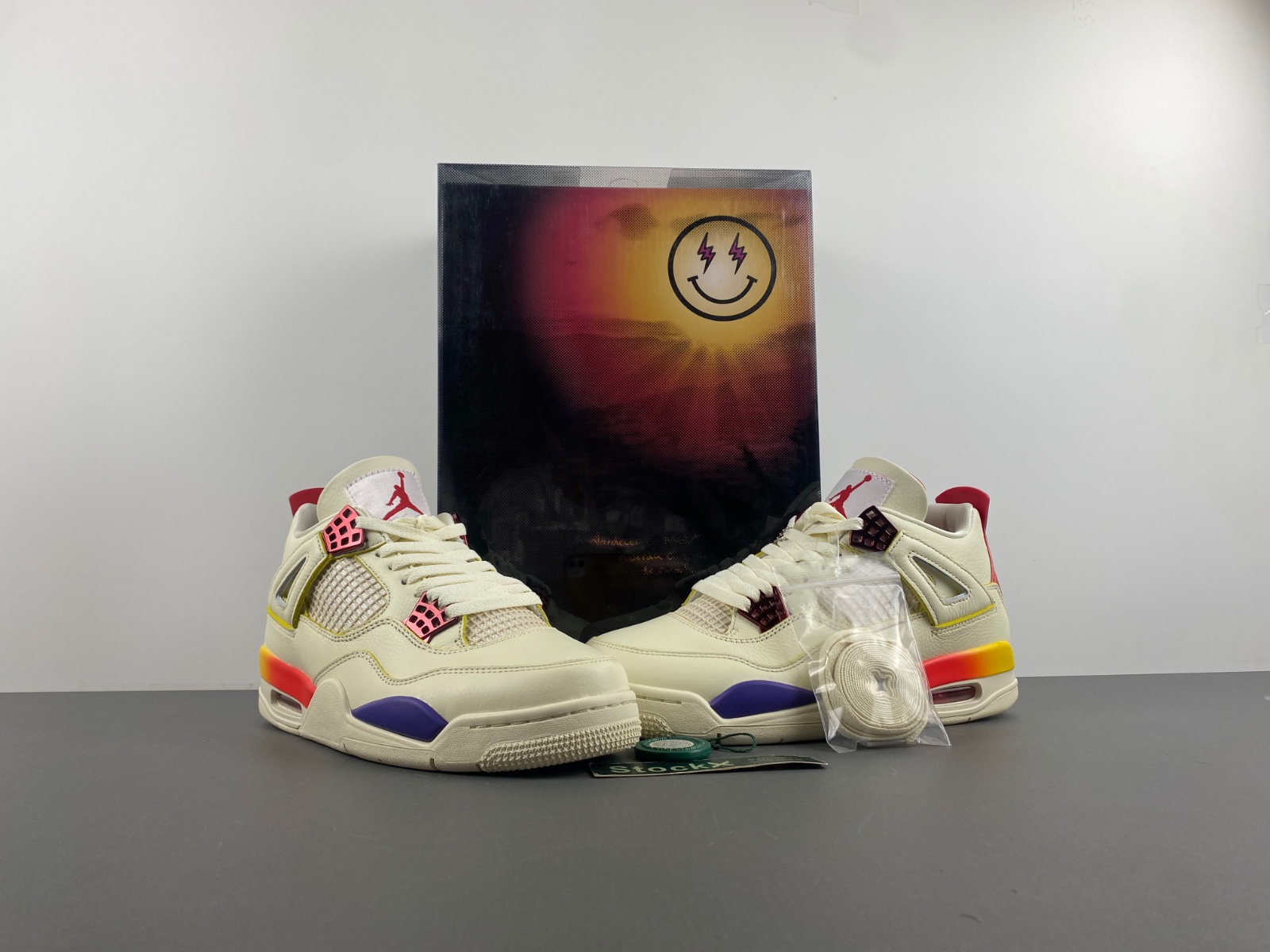 Balvin x Air Jordan4  FN0344-901