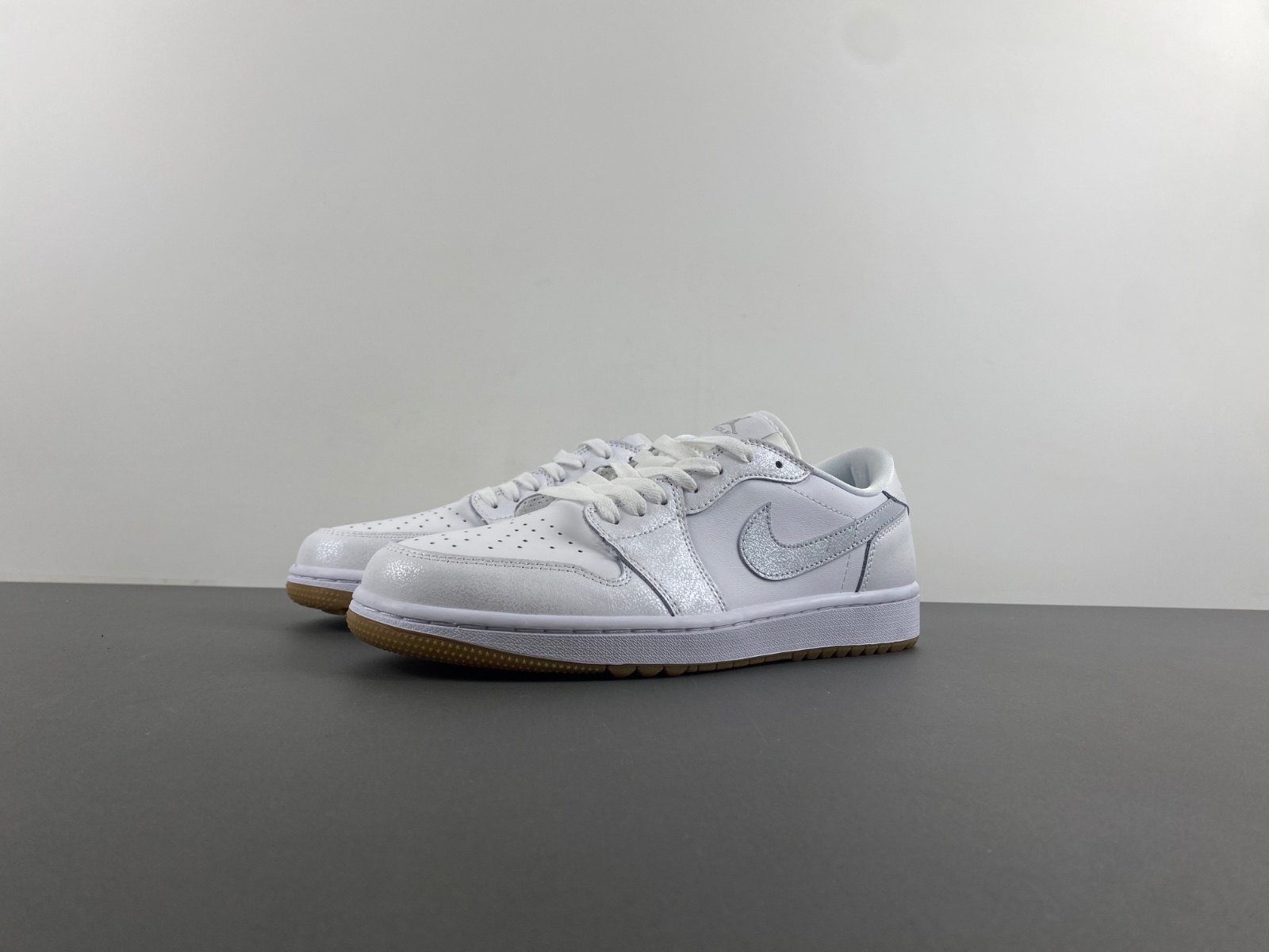 Air Jordan 1 Low  DD9315-111