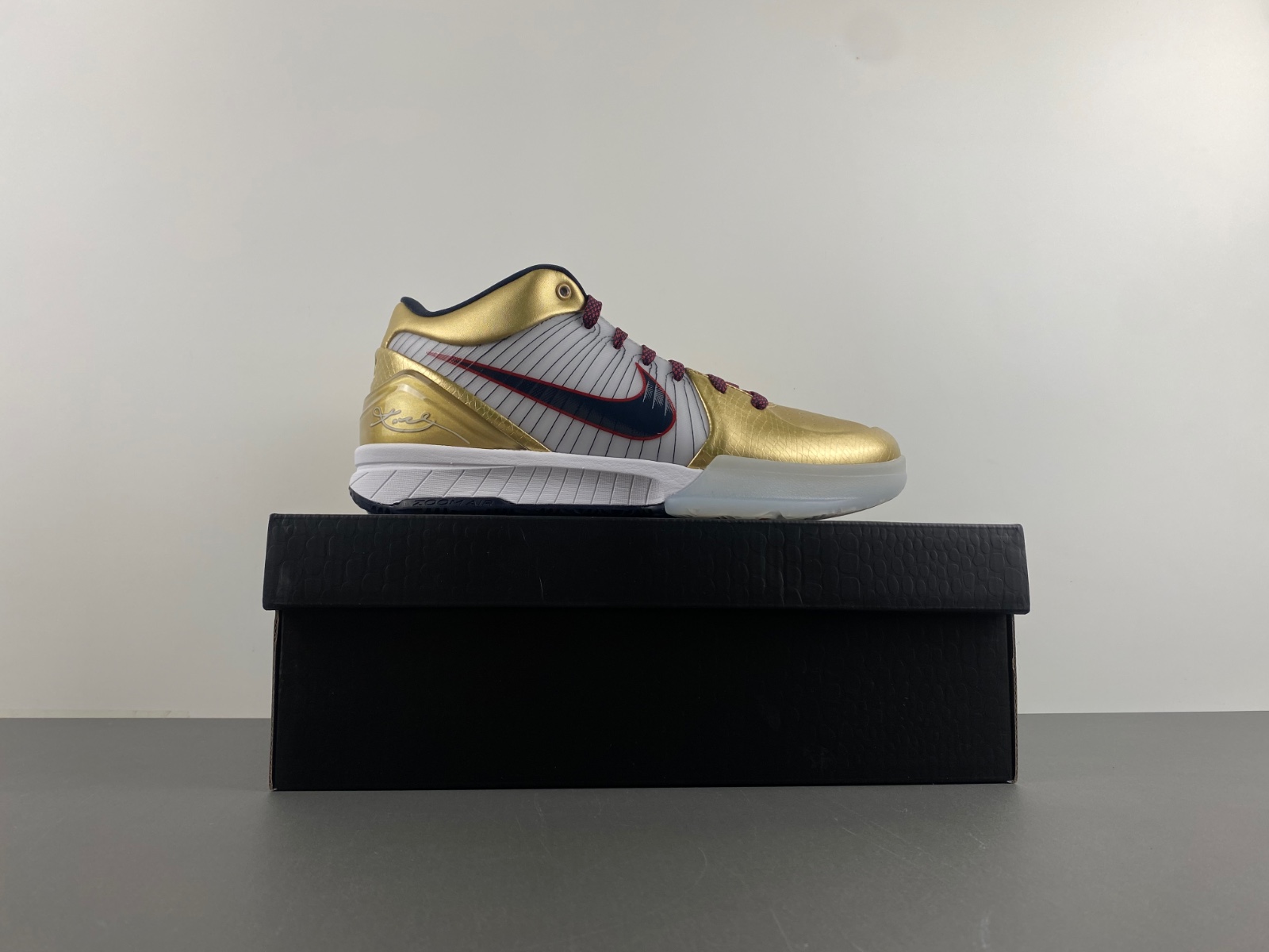 Nike Kobe 4 Protro “Gold Medal” FQ3544-100