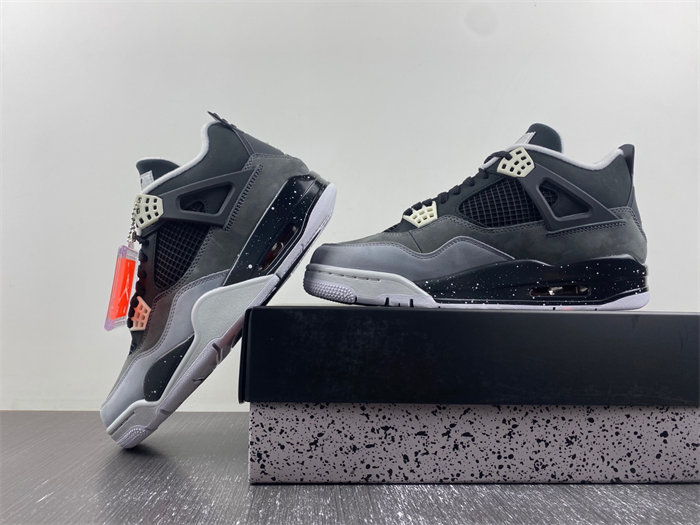 Jordan 4 Retro Fear Pack. 626969-030