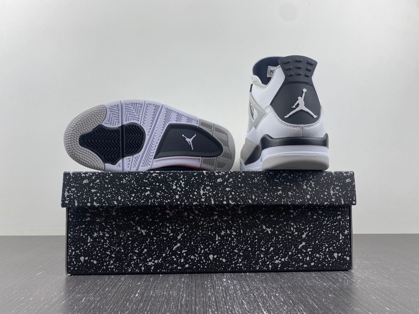 Air Jordan 4 AJ4 DH6927-111