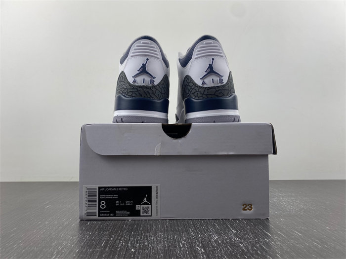 Jordan 3 Retro Midnight Navy CT8532-140