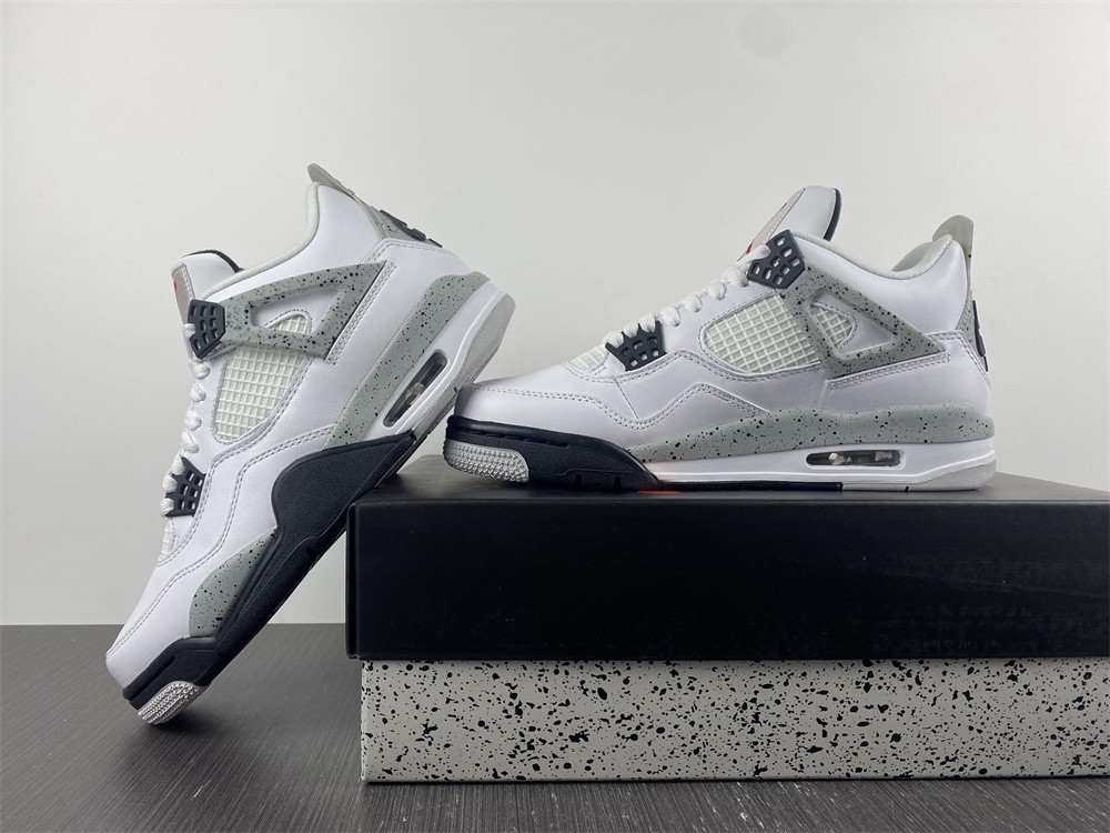 Air Jordan 4 White Cement 840606-192