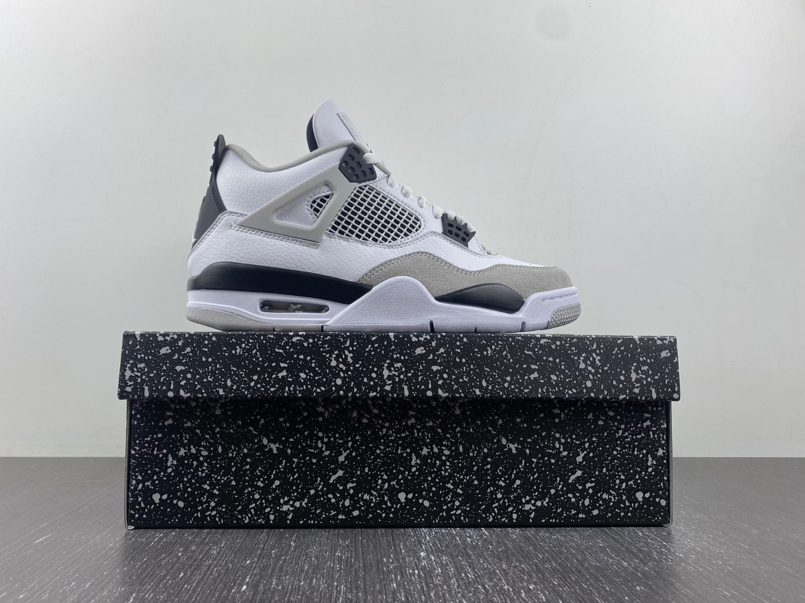 Air Jordan 4 AJ4 DH6927-111