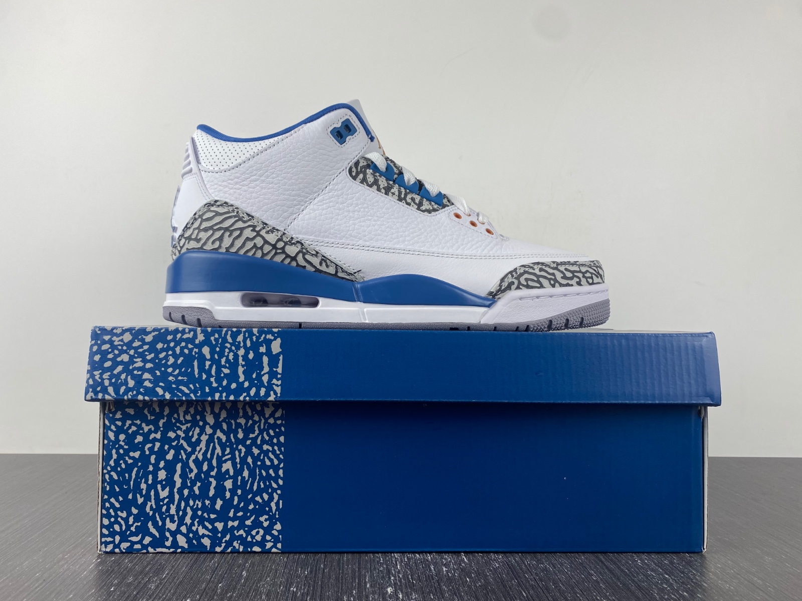 Air Jordan 3 “Wizards”April 29, 2023CT8532-148