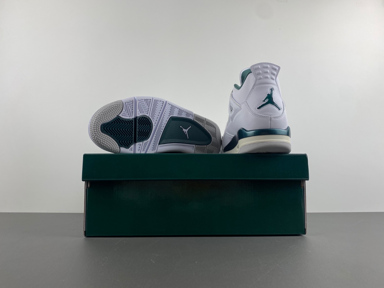 Air Jordan 4 “Oxidized Green”  FQ8138-103