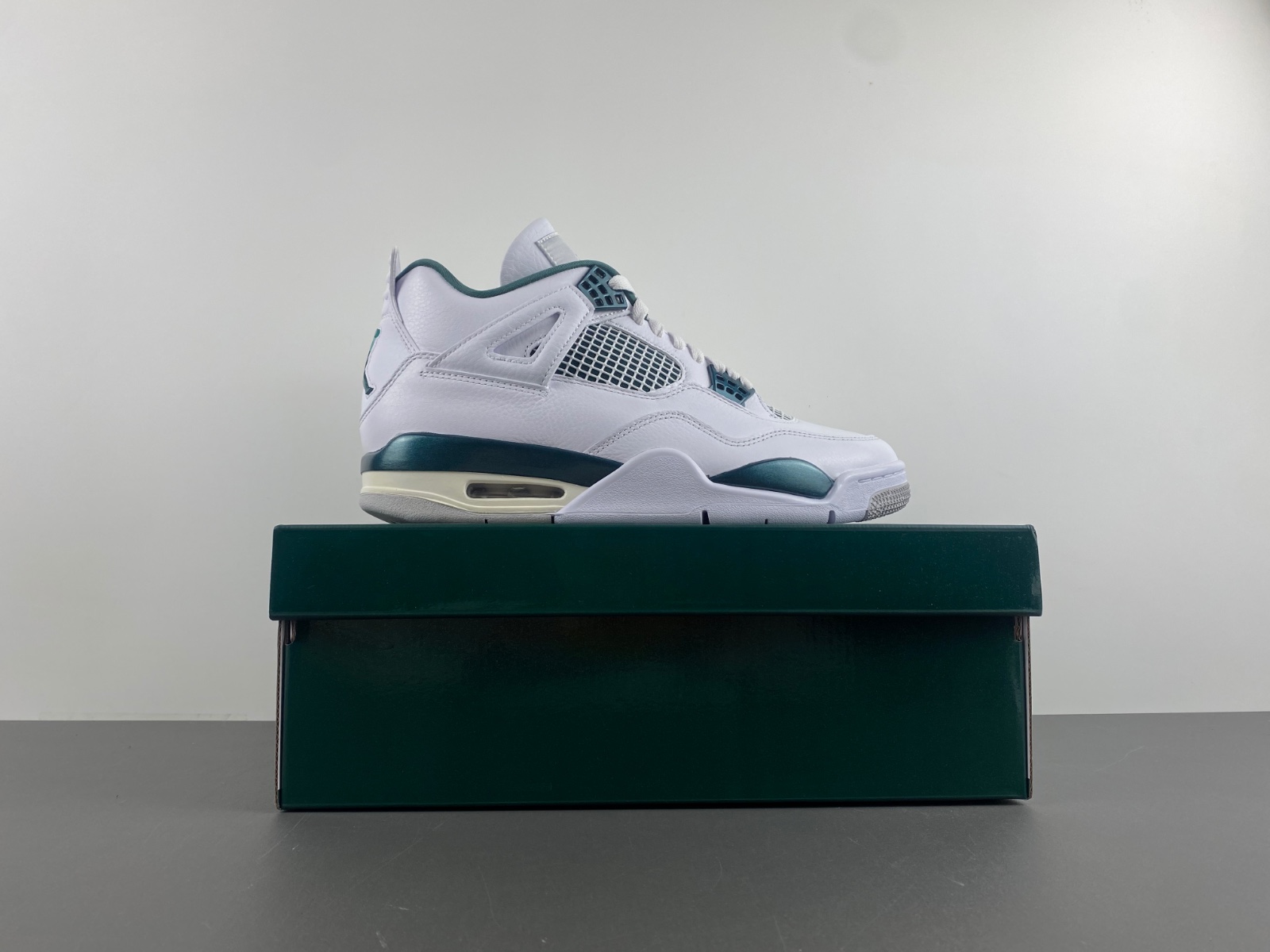 Air Jordan 4 “Oxidized Green”  FQ8138-103