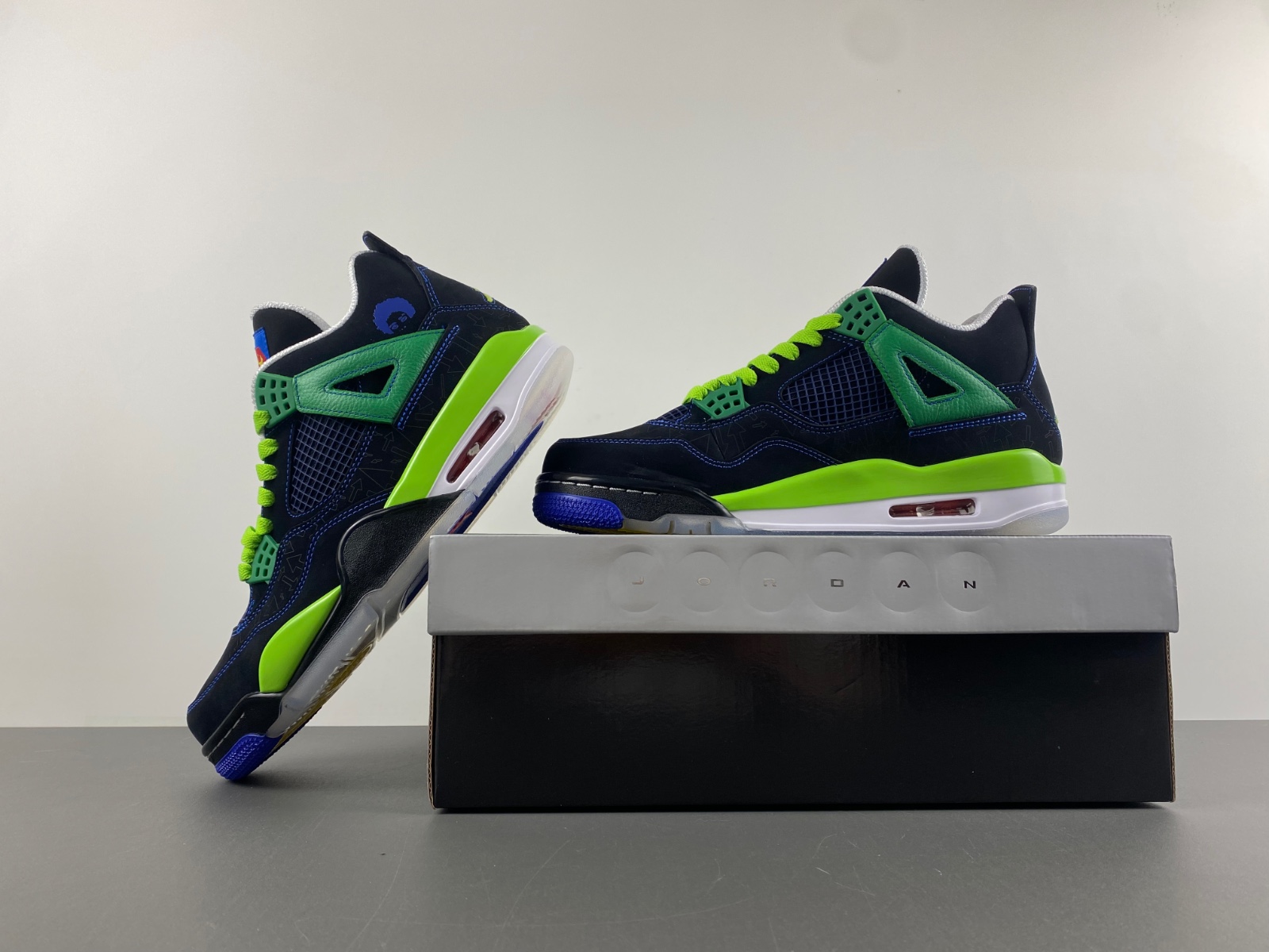 Air Jordan 4 Doernbecher 308497-015