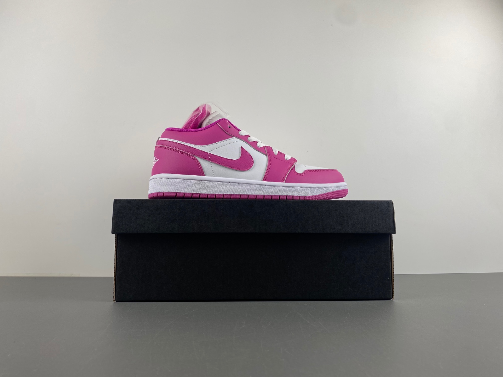 Air Jordan 1 Low  FV8486-600