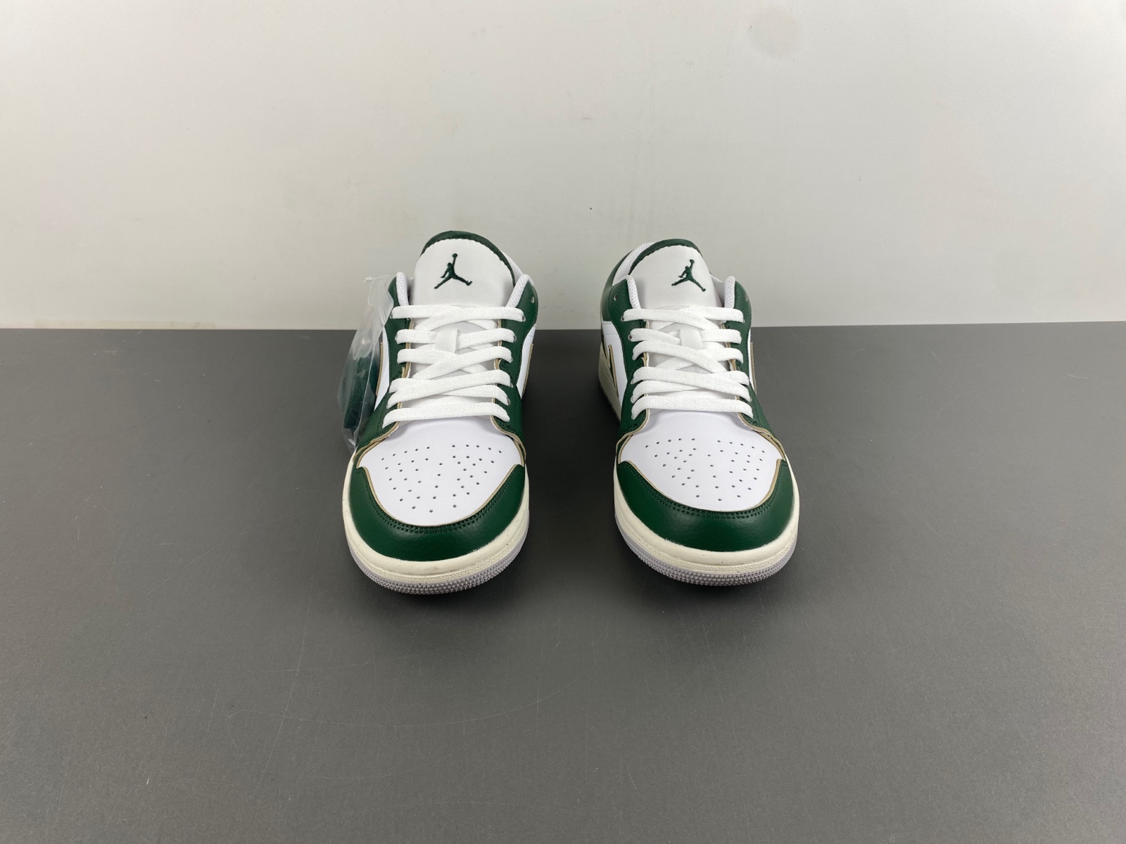 Air Jordan 1 Low  FQ7687-300