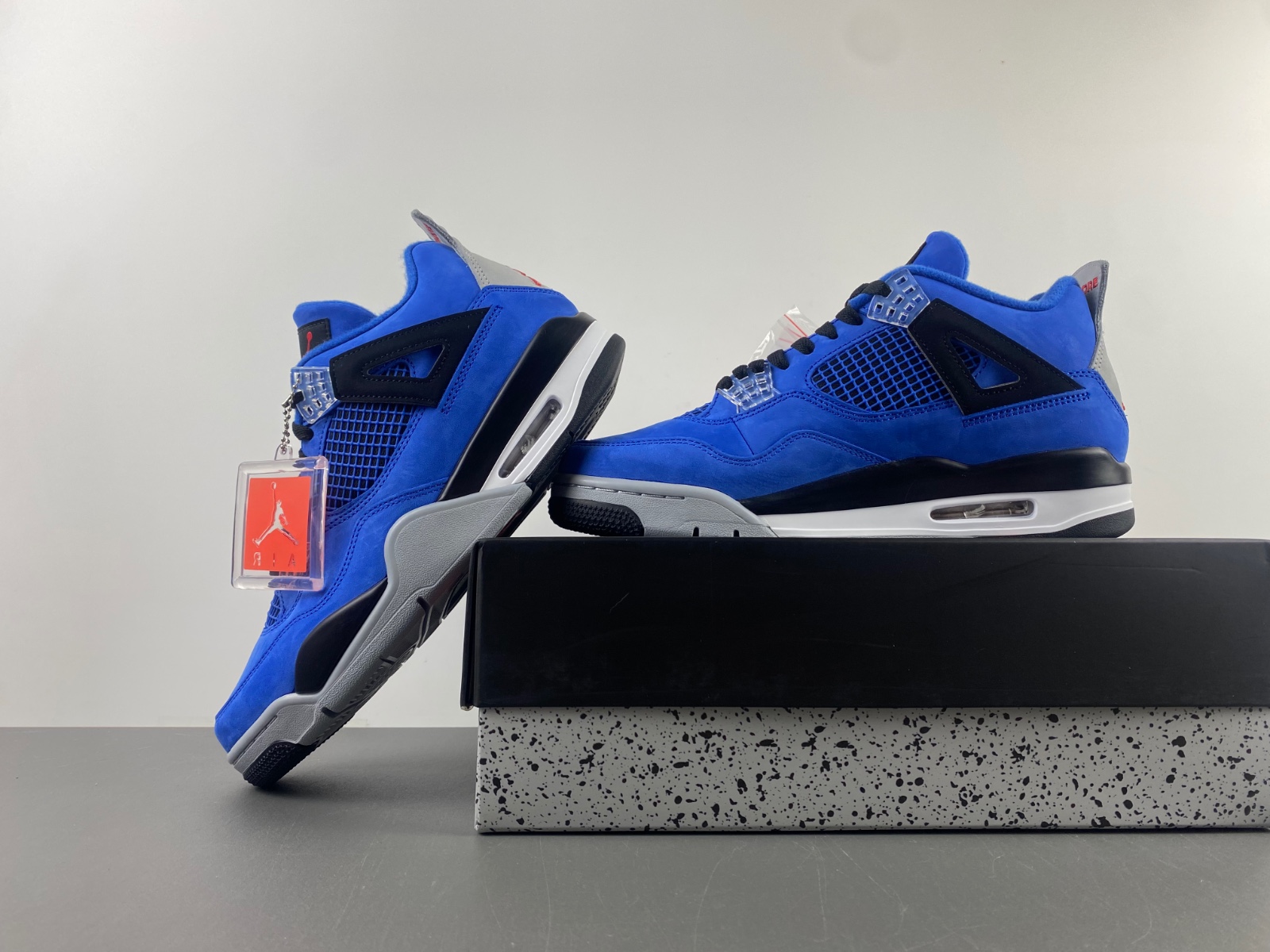 AIR JORDAN 4 RETRO BLUE RIBBON