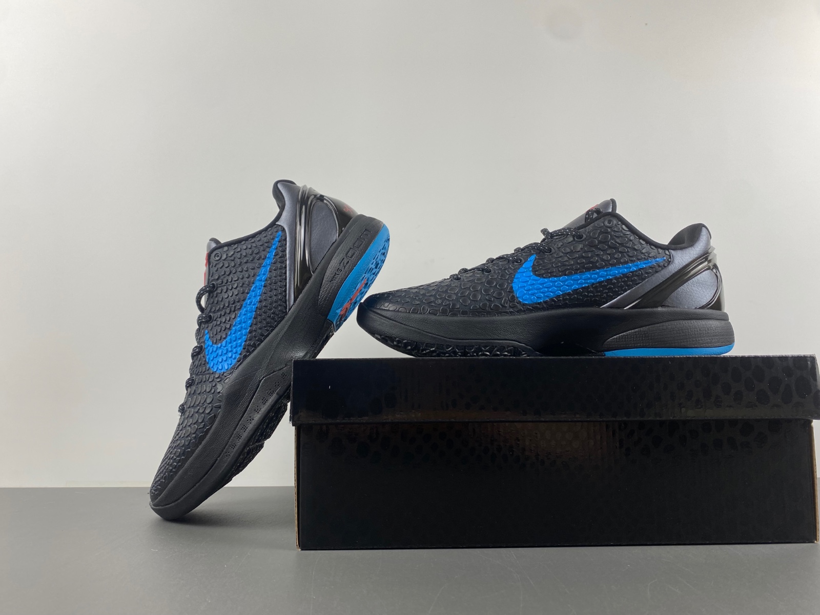 NIKE ZOOM KOBE 6 “DARK KNIGHT”436311-008