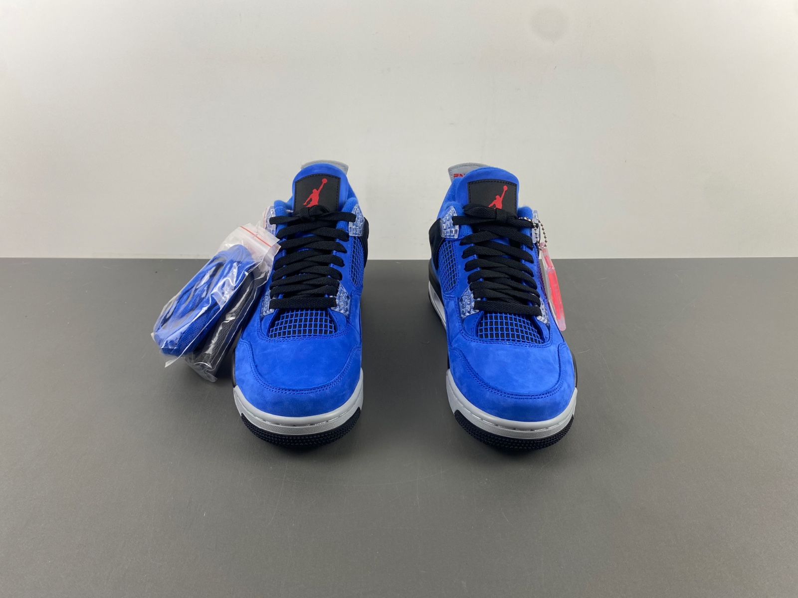 AIR JORDAN 4 RETRO BLUE RIBBON