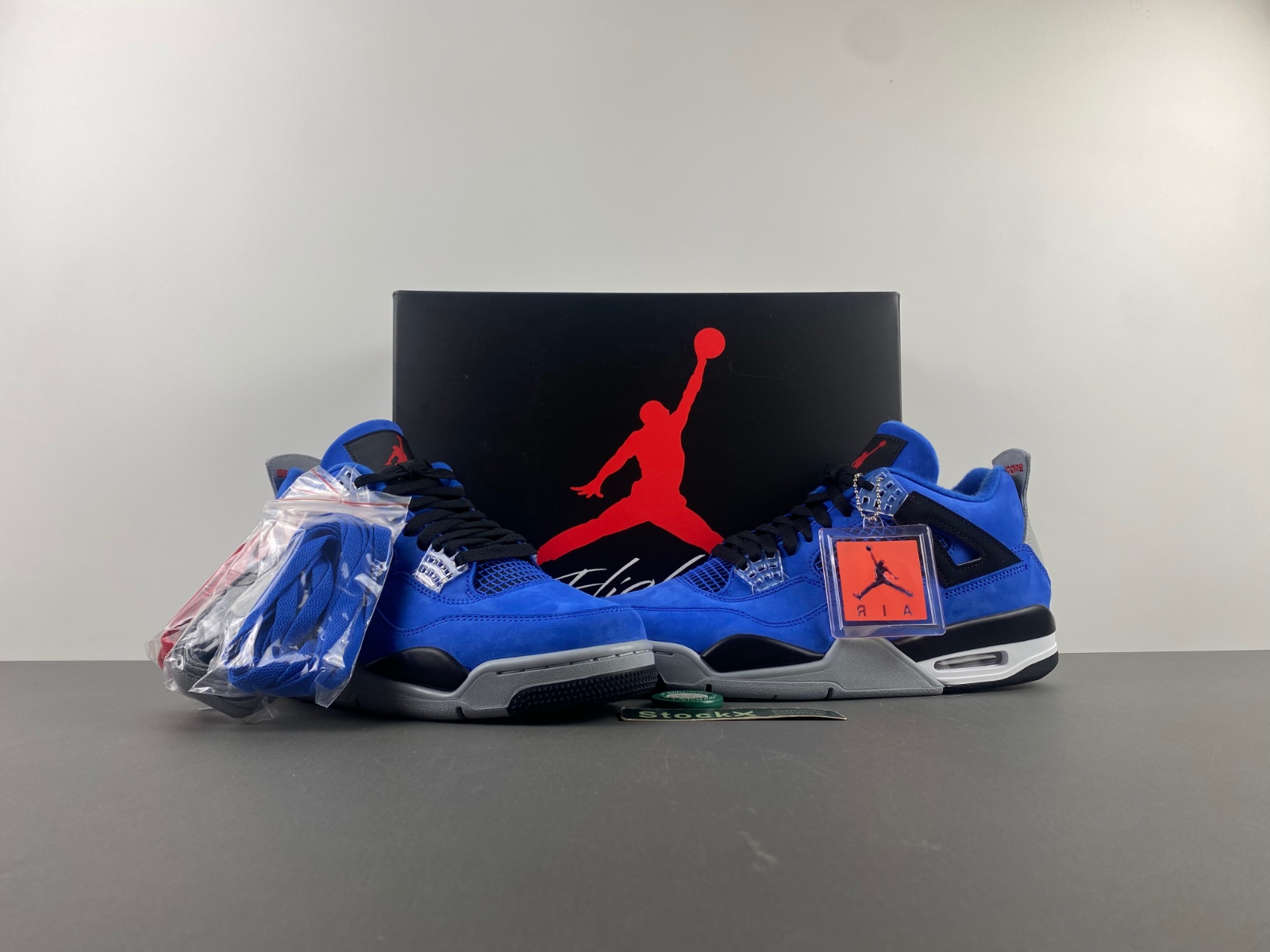 AIR JORDAN 4 RETRO BLUE RIBBON