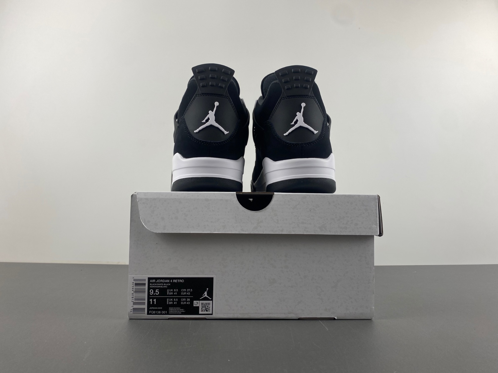 AIR JORDAN 4 RETRO 