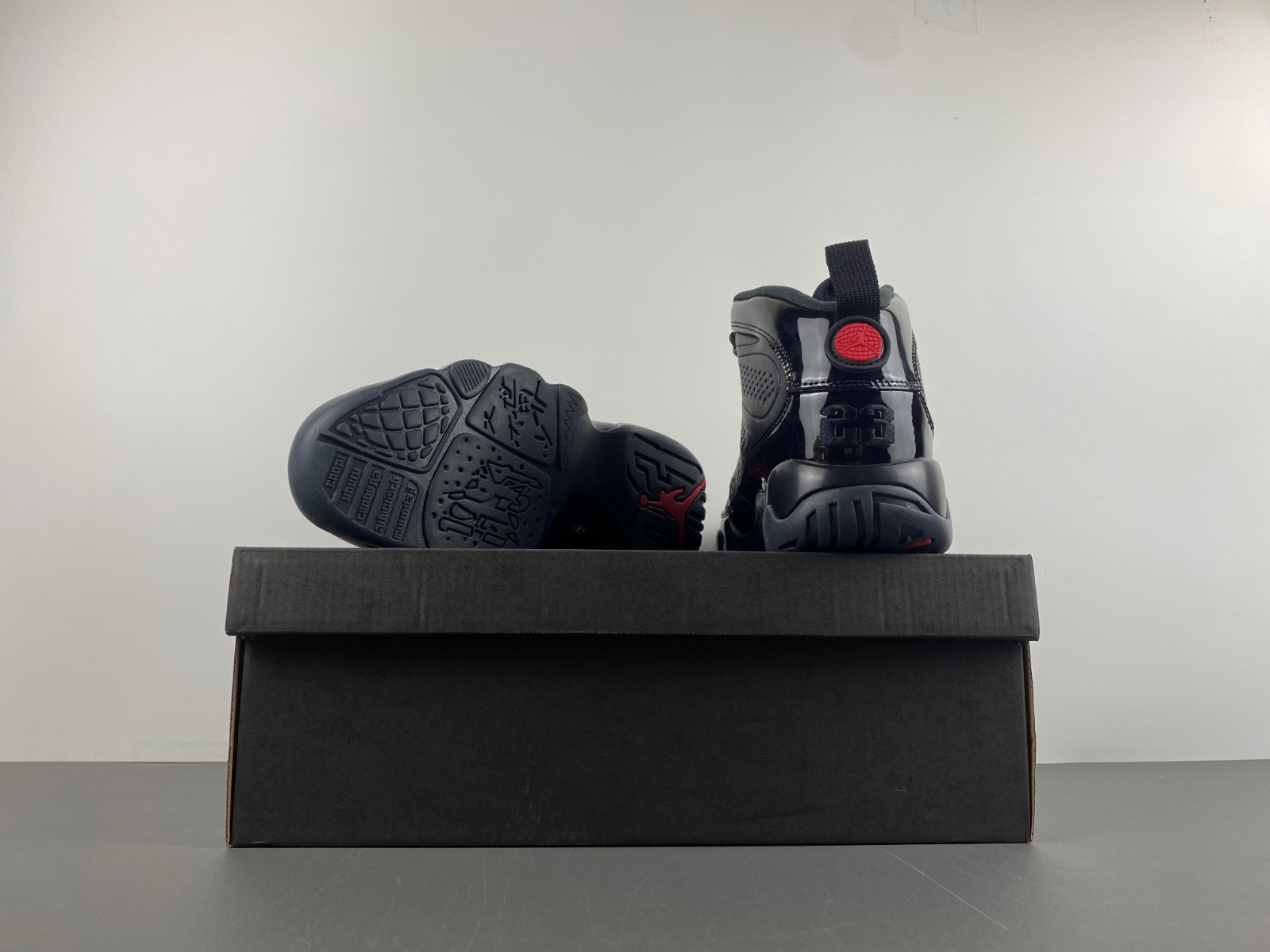 Air Jordan 9 “Bred”302370-014