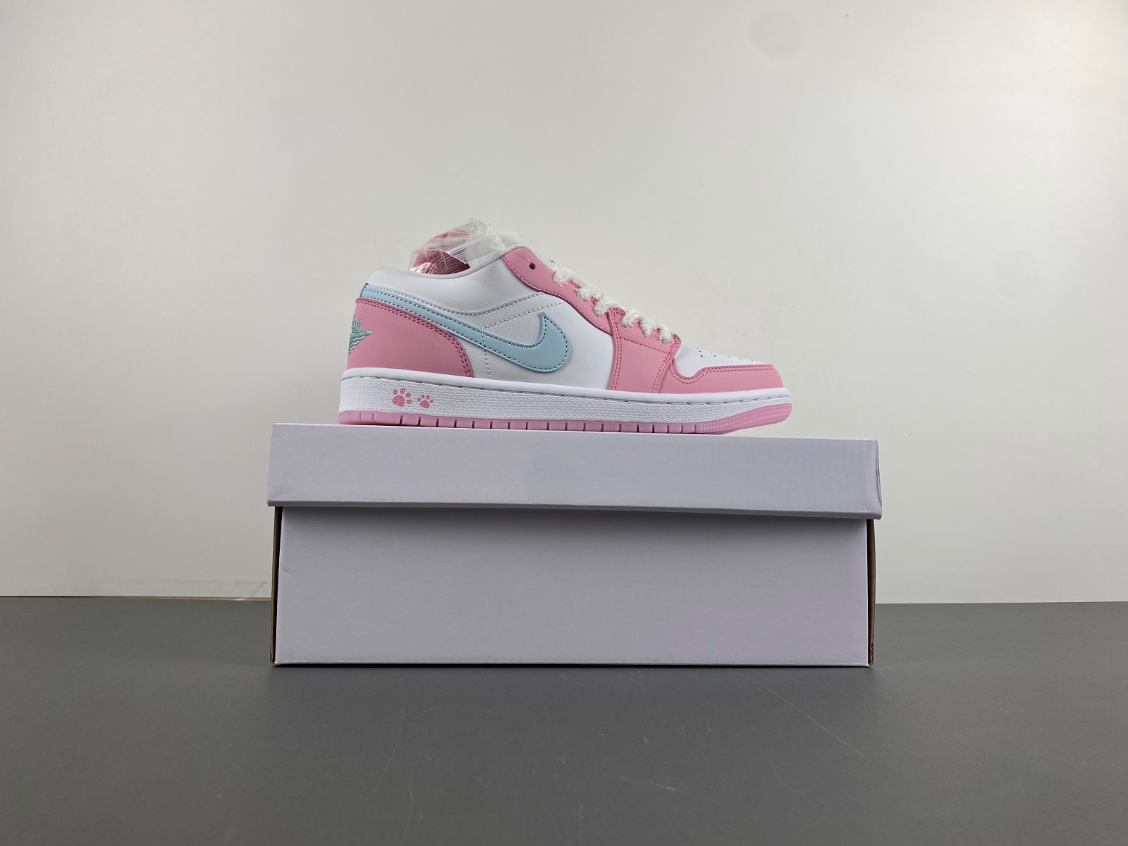 Air Jordan 1 Low HM3706-141