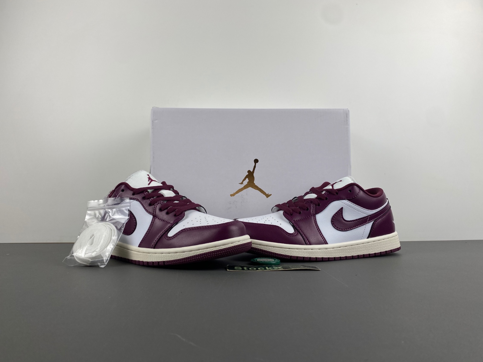 Air Jordan 1 Low Team Red  DC0774-161