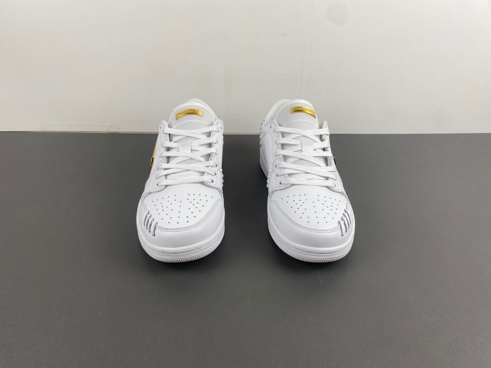 Air Jordan 1 Low  FN5032-100