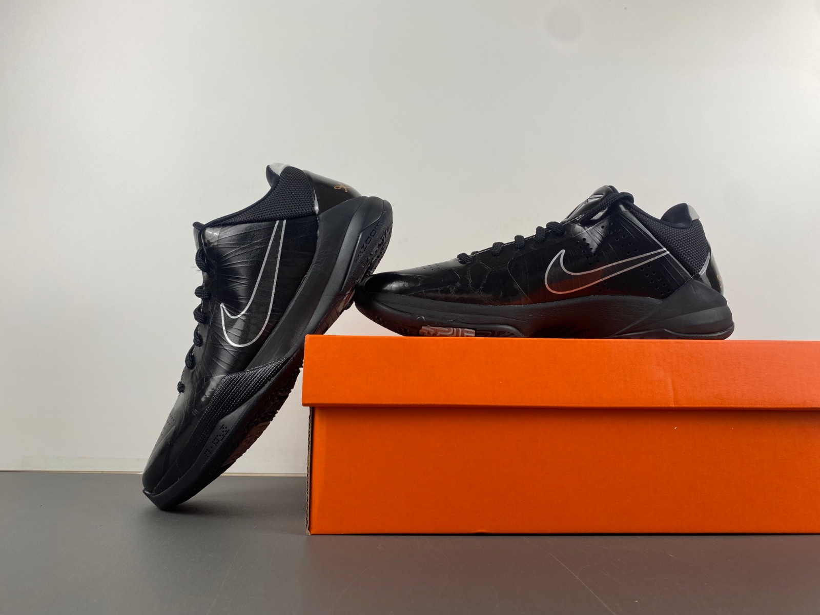 Nike Zoom Kobe Blackout 386430-003