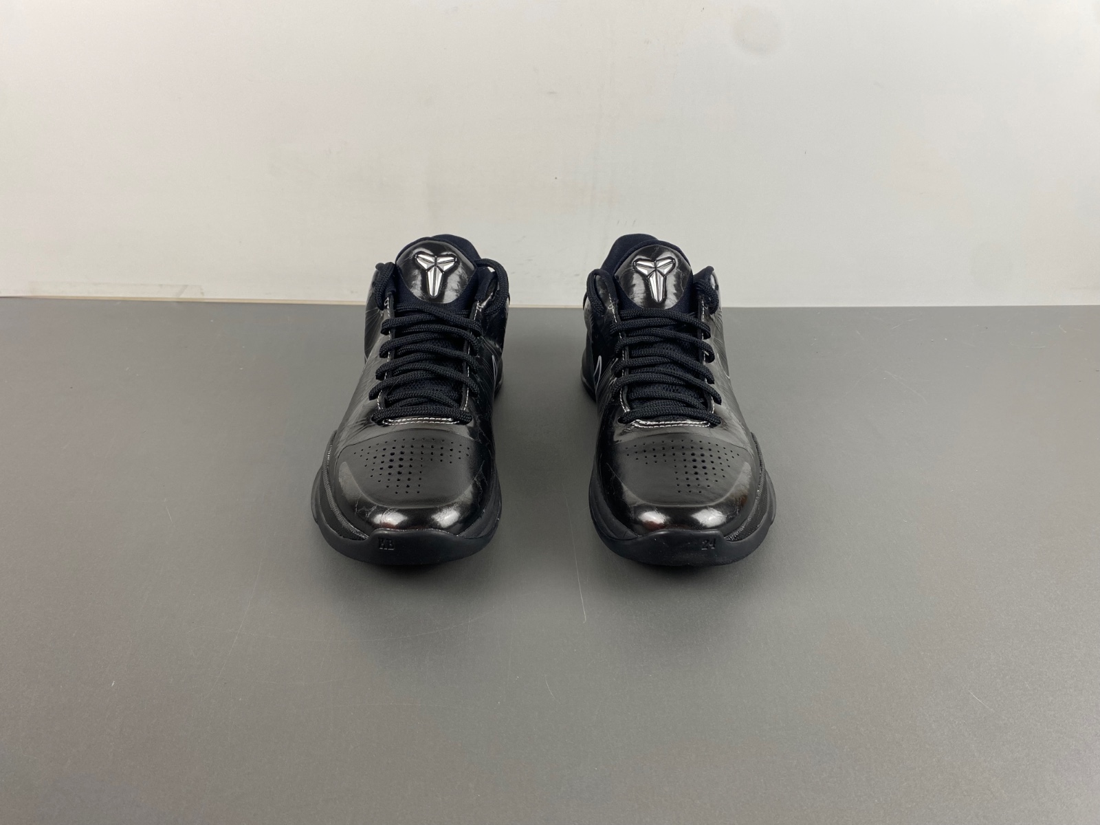 Nike Zoom Kobe Blackout 386430-003