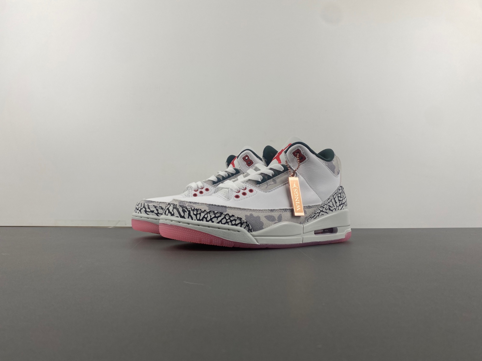 Air Jordan 3 Retro Wings HM6993-100