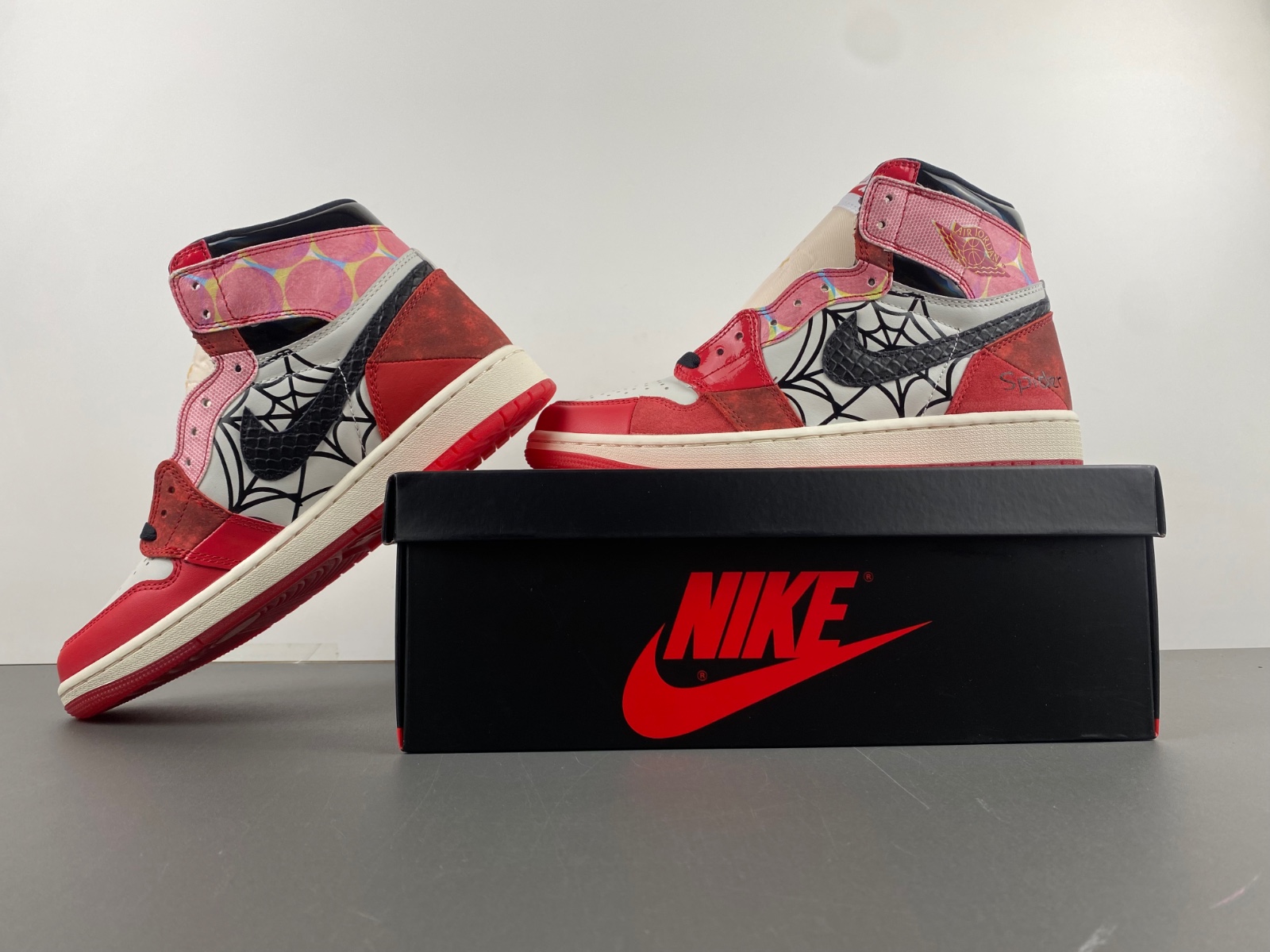 Air Jordan 1 High OG “Next Chapter”DV1748-601.