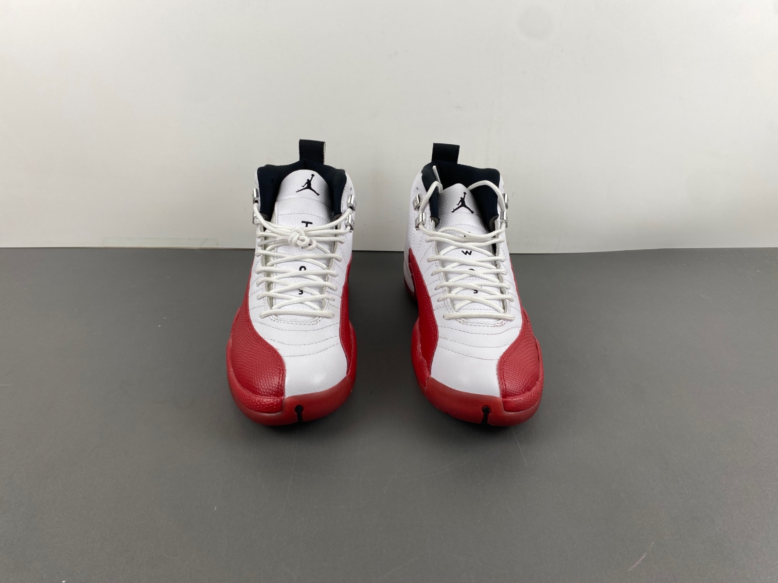 Air Jordan 12 “Cherry”CT8013-116.