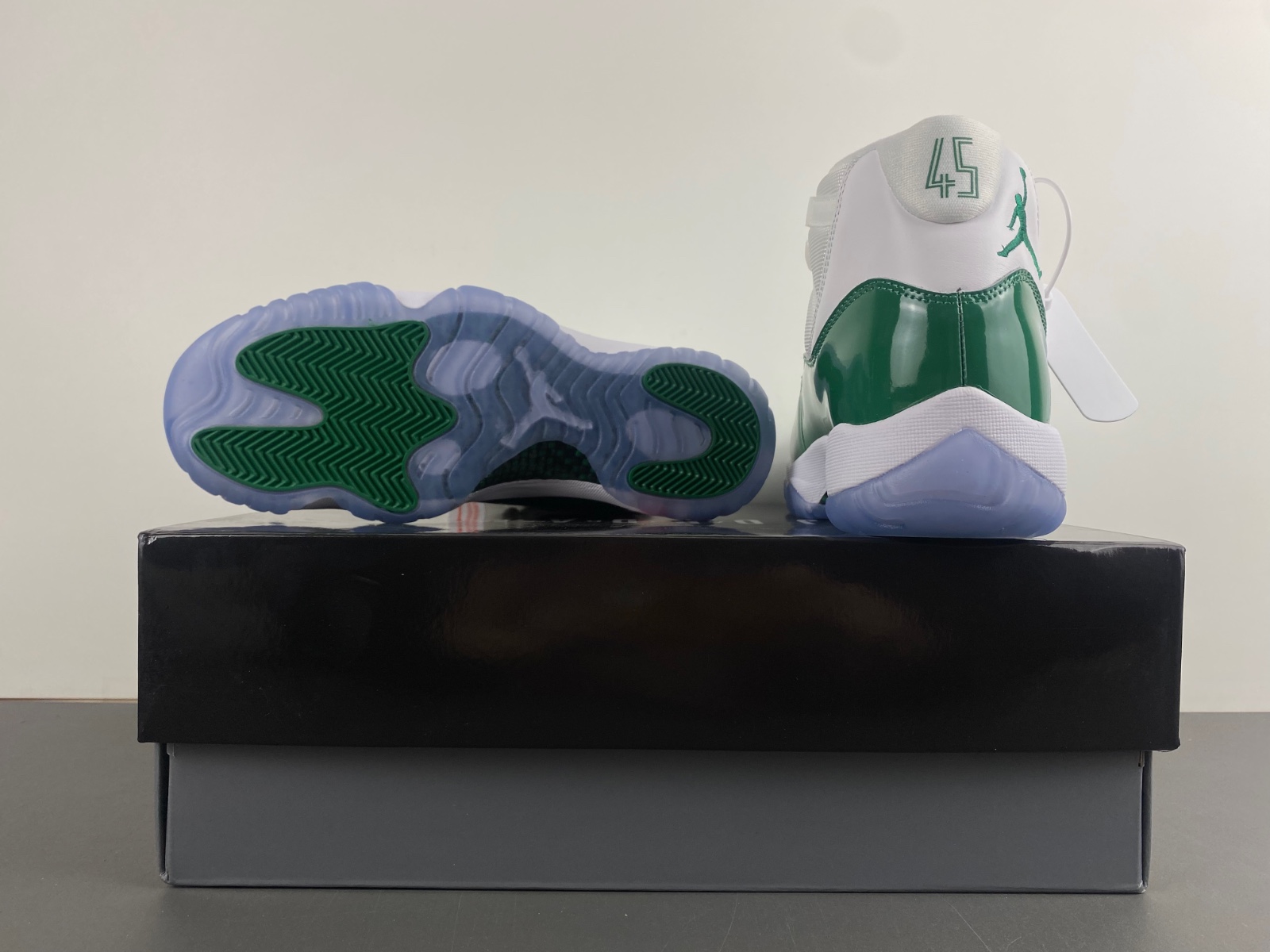 Air Jordan 11 White Green CT8012-113