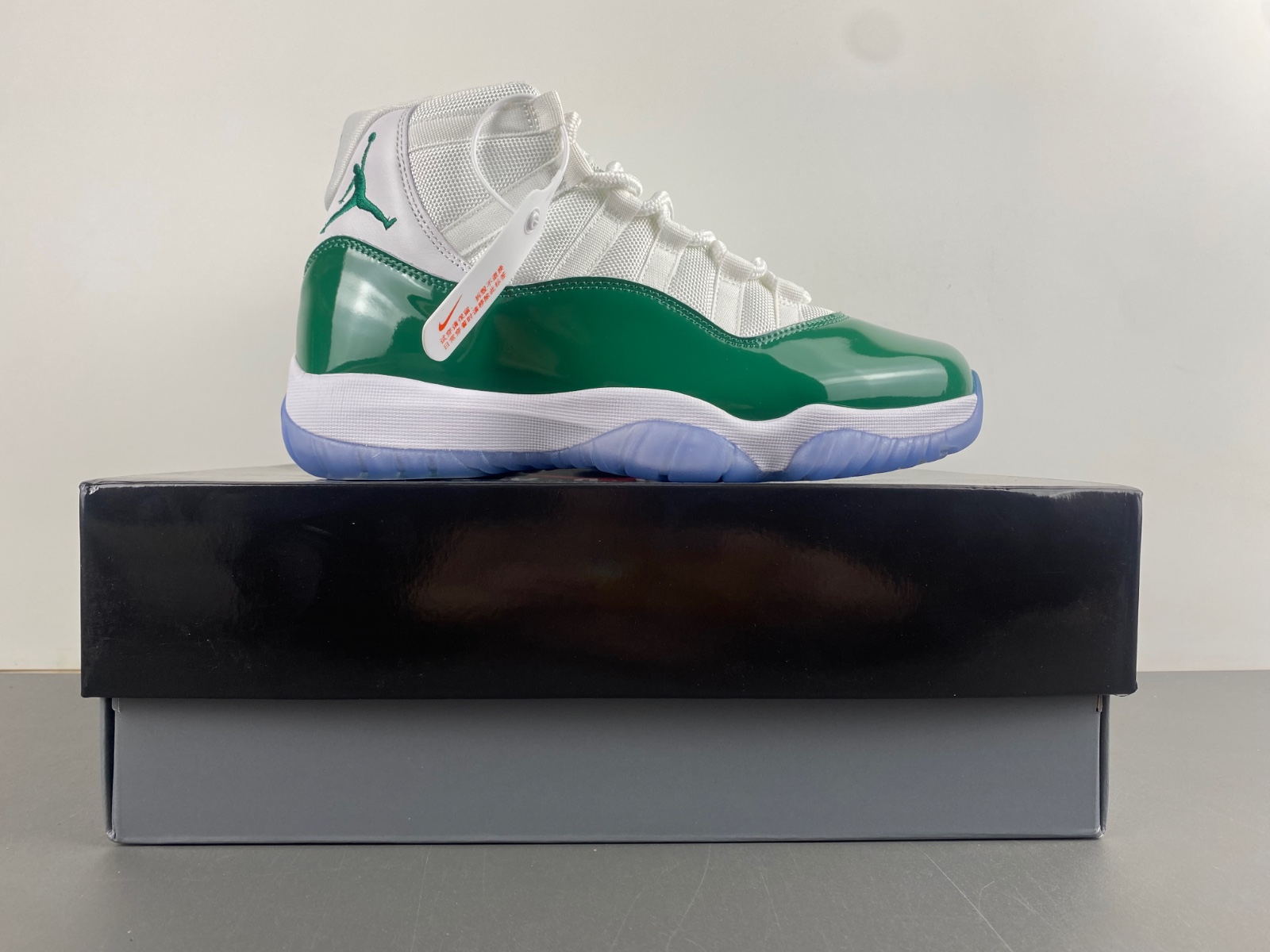 Air Jordan 11 White Green CT8012-113