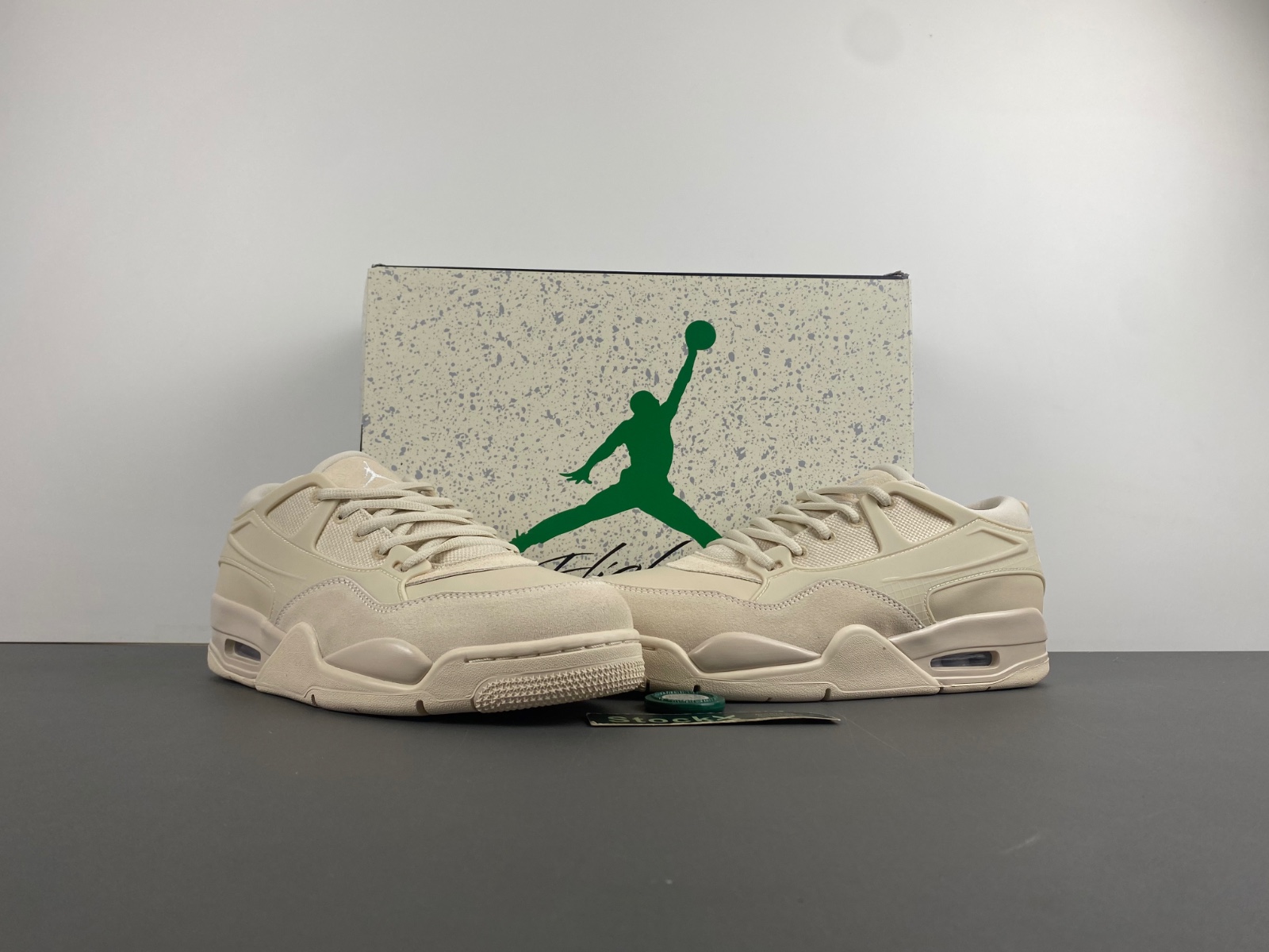 Air Jordan 4RM  FQ7940-200