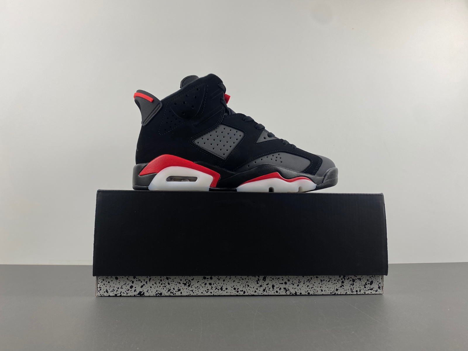 Air Jordan 6 “Fire Red”CT8529-064