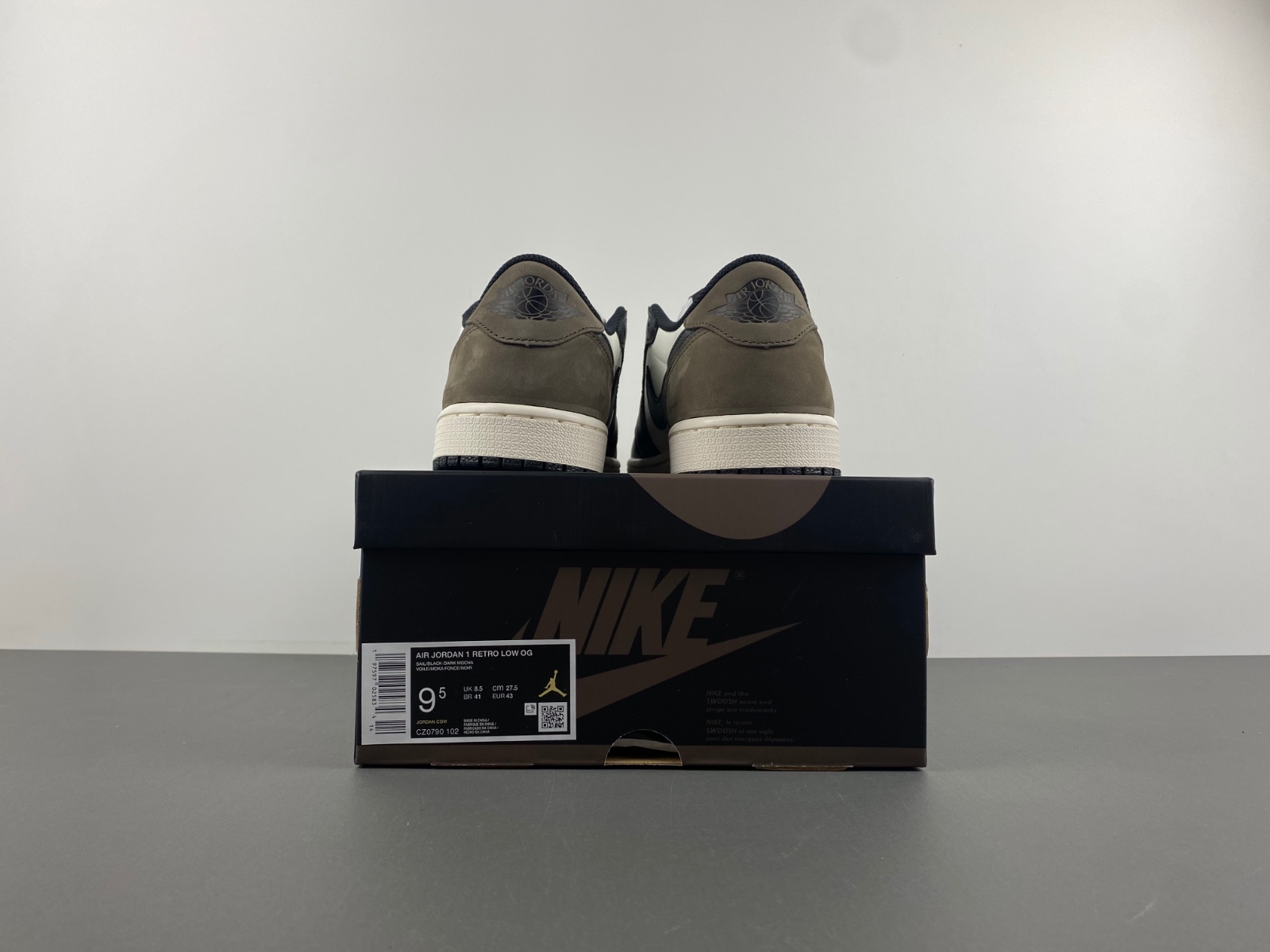 Air Jordan 1 Low OG “Mocha”   CZ0790-102