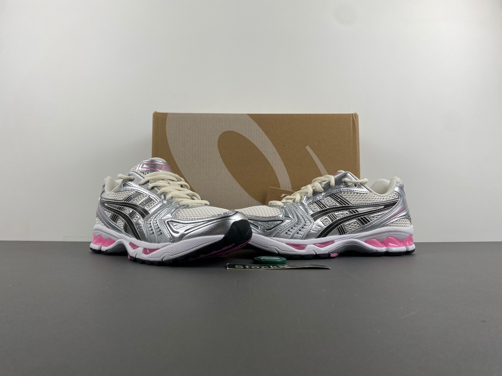 As*ic*s gel-kayano 14 1203a537-103